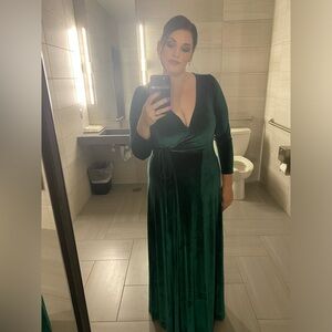 Bridesmaid emerald velvet dress